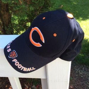 NWOT NFL Bears Hat W/Velcro Closure in Back